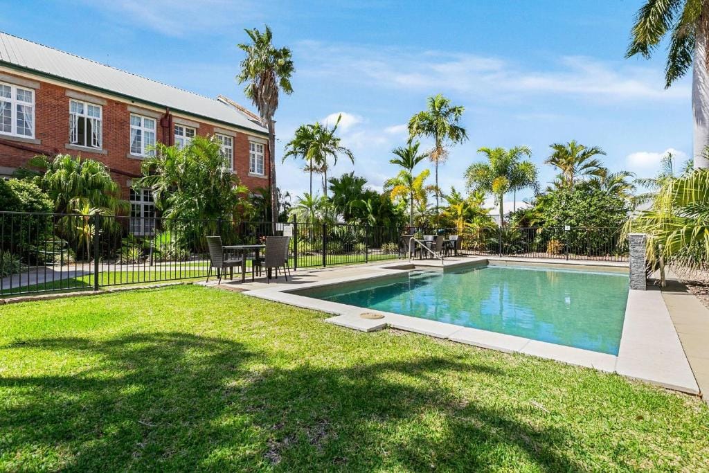 Quality Hotel Regent Rockhampton — 1