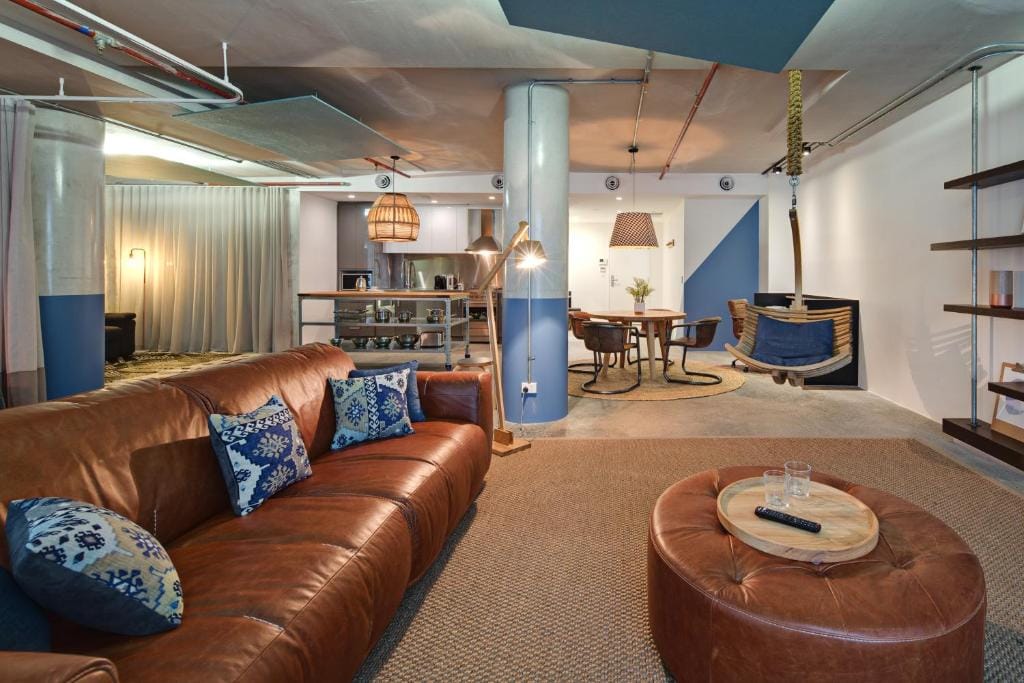 Zara Tower – Luxury Suites and Apartments — 1