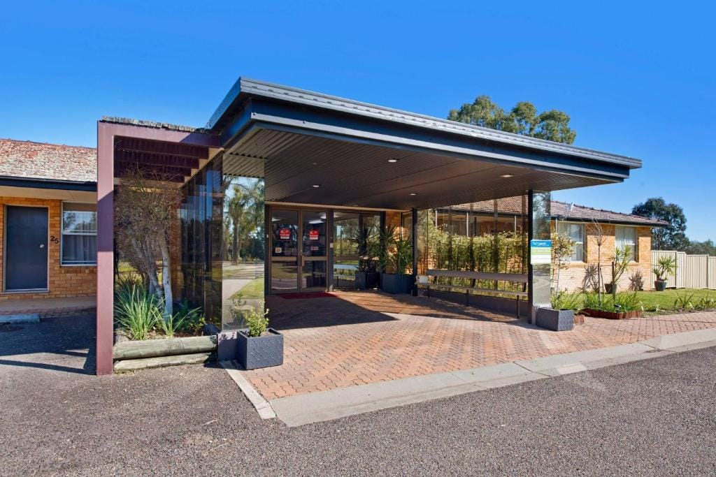 Econo Lodge Savannah Park Tamworth — 3