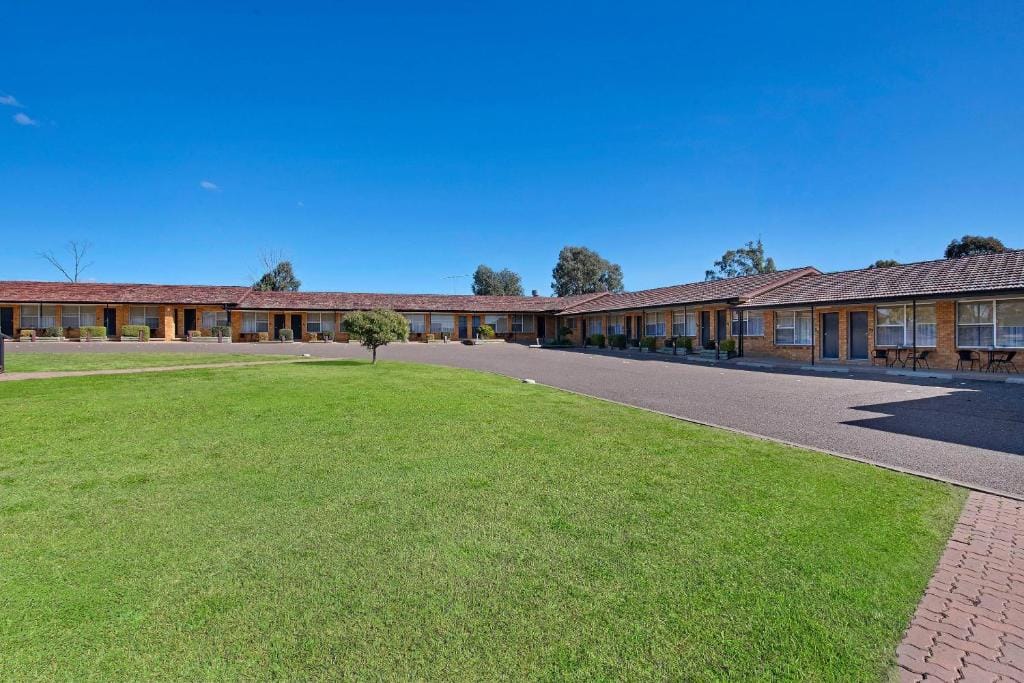 Econo Lodge Savannah Park Tamworth — 5
