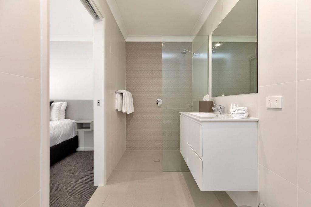 Plumes by CH Boutique & Apartments, an Ascend Collection Hotel — 2
