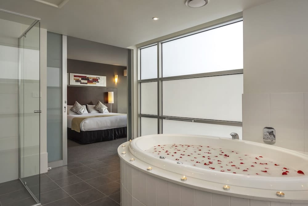 Quest Caroline Springs — 1