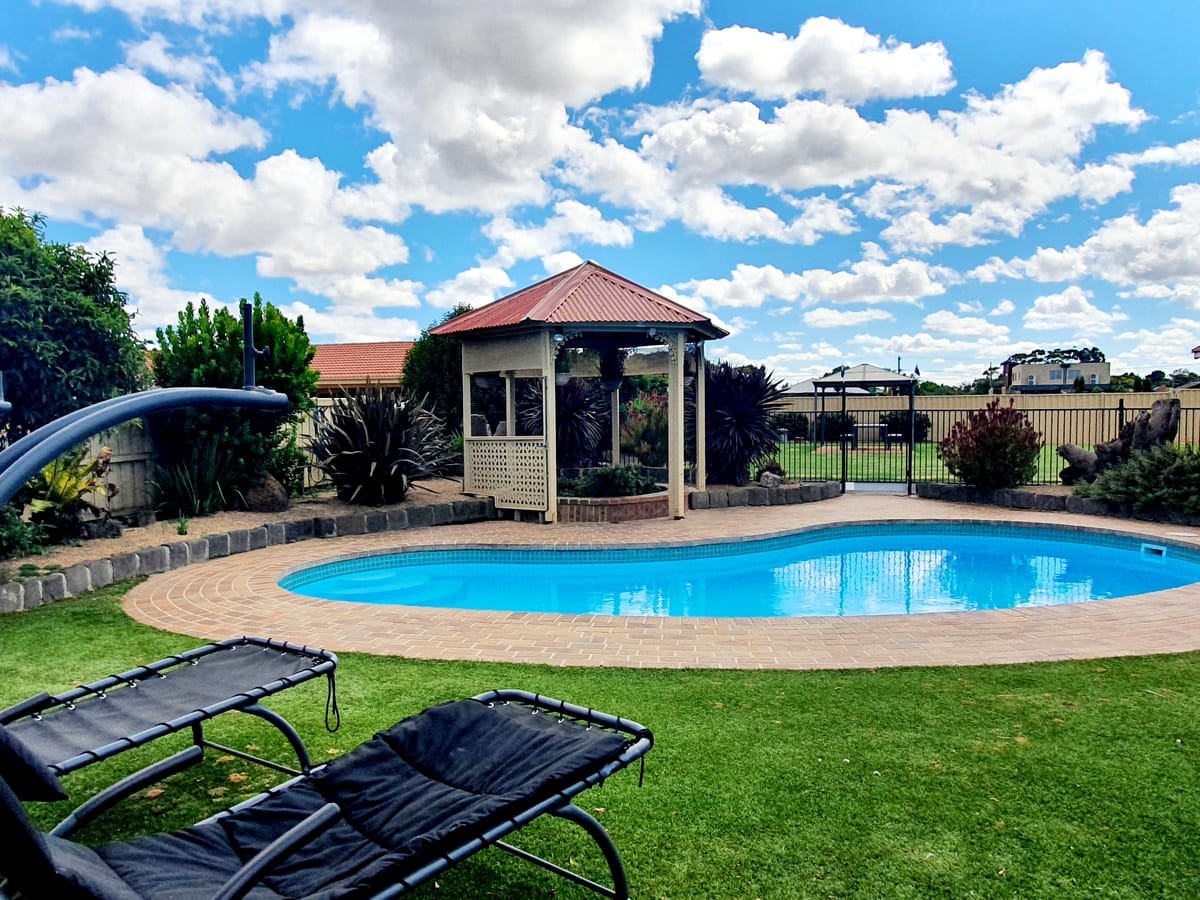 Werribee Park Motor Inn — 1