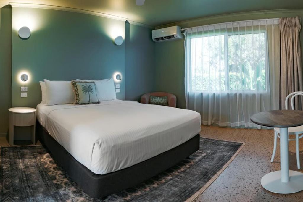 Victoria Street Boutique Hotel Townsville — 2