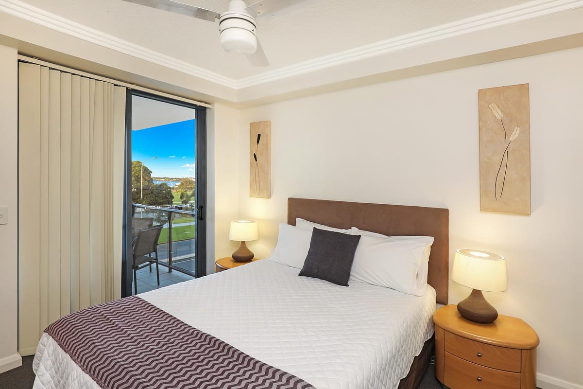Aqualine Apartments — 5