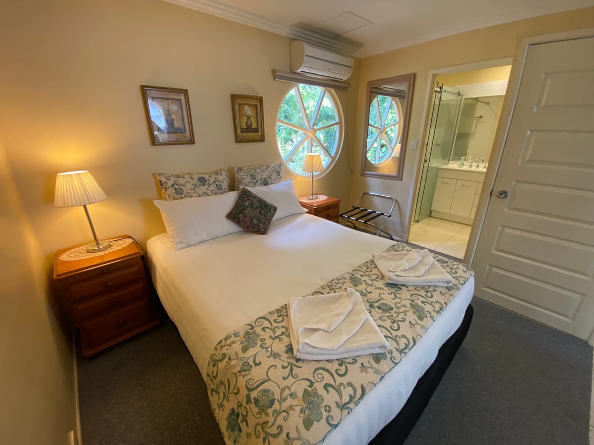 Curtis Cottage — 1