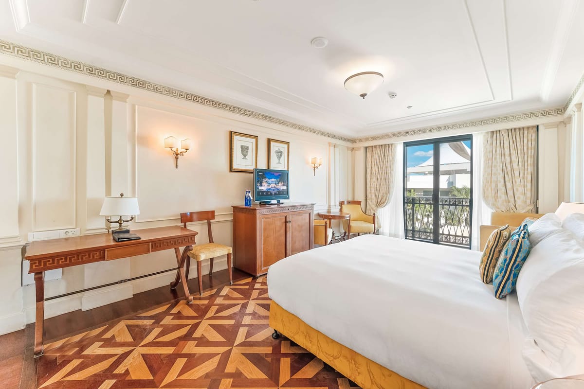 Imperial Hotel Gold Coast — 2
