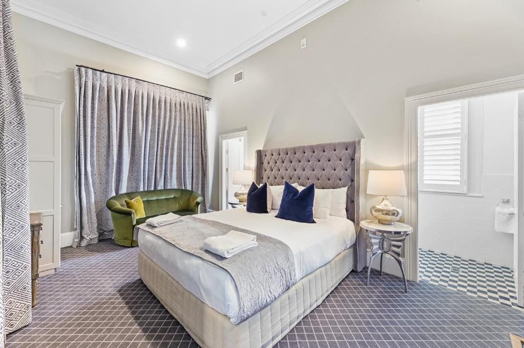 The Houston Boutique Hotel Wagga — 1
