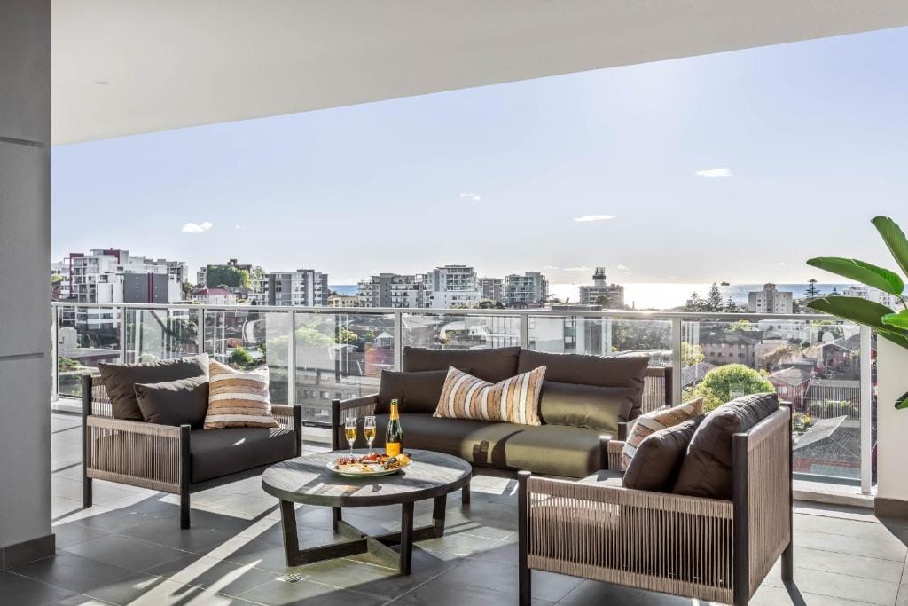 Argo Apartments — 1