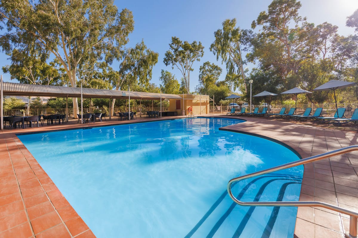 Outback Lodge - Budget Accommodation — 1